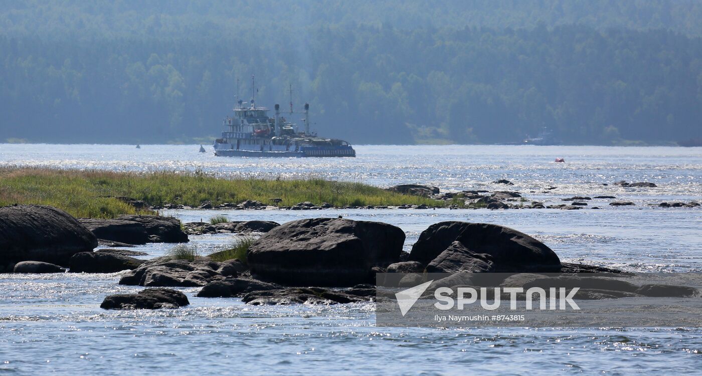 Russia Siberia Chain Steam Tow