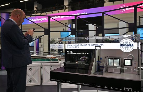 The hi-tech industrial products manufacturers' exhibition. Location: Russia, Nizhny Novgorod. Author: Pelagiya Tikhonova/Sputnik. 8th BRICS Industry Ministers' Meeting