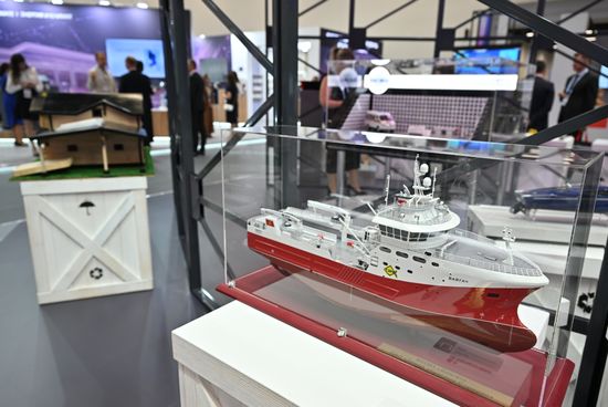 The hi-tech industrial products manufacturers' exhibition. Location: Russia, Nizhny Novgorod. Author: Pelagiya Tikhonova/Sputnik. 8th BRICS Industry Ministers' Meeting
