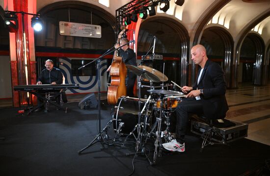 Russia Metro Jazz Night