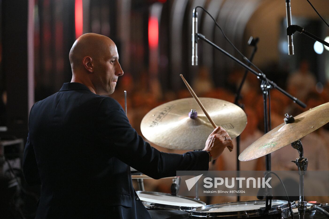 Russia Metro Jazz Night