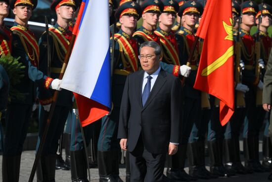 Russia China Wreath Laying