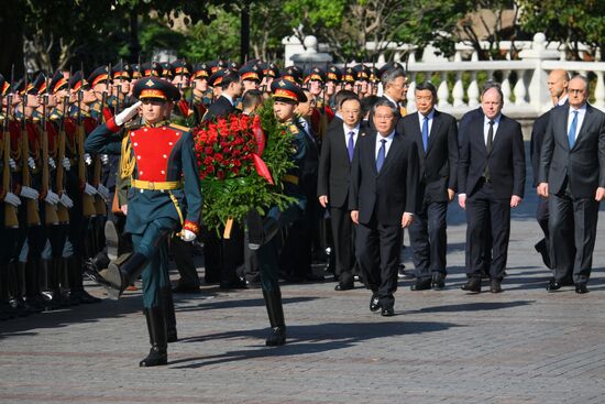 Russia China Wreath Laying