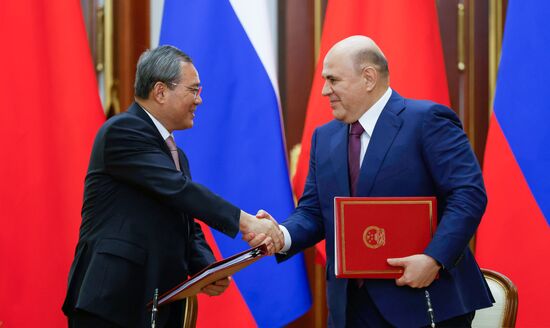 Russia China Government Heads