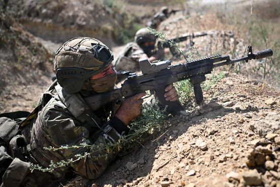 Russia Ukraine Military Operation Combat Training