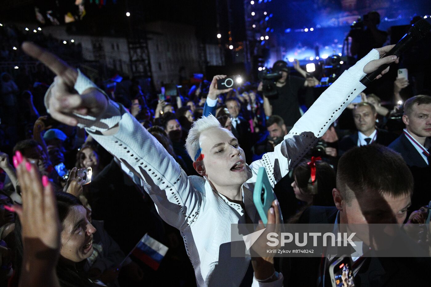 Russia National Flag Day Shaman Concert