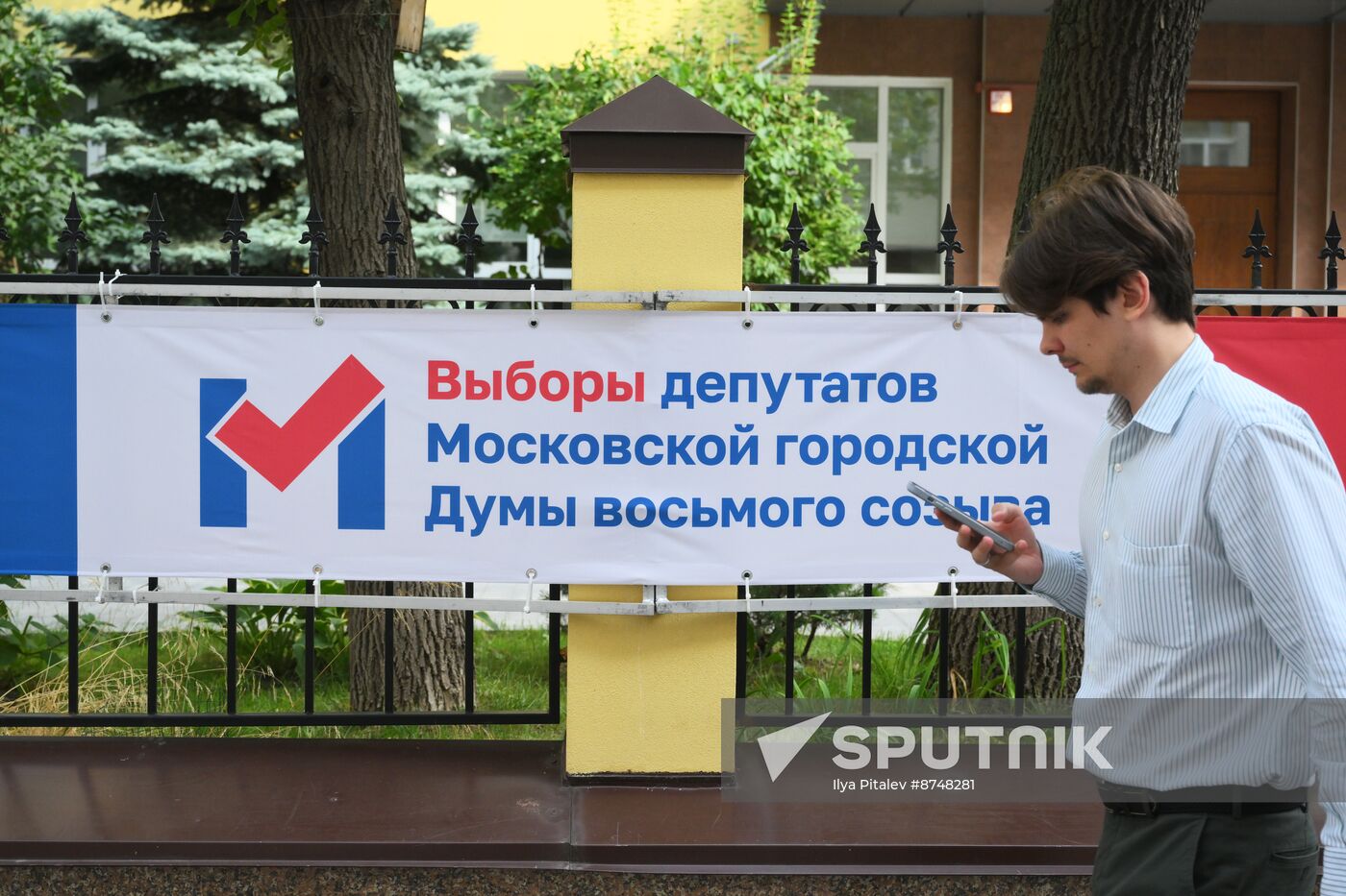 Russia Elections Test Voting