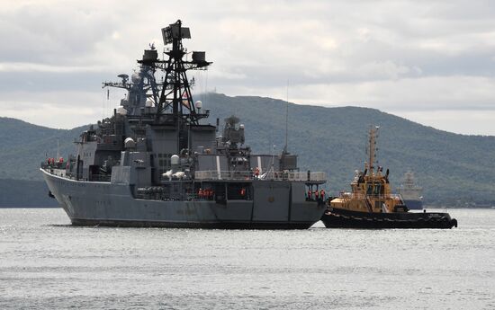 Russia Navy Warships Welcoming