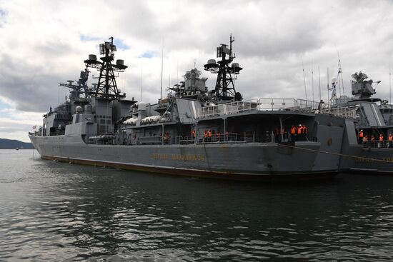 Russia Navy Warships Welcoming
