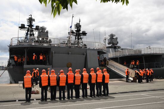 Russia Navy Warships Welcoming