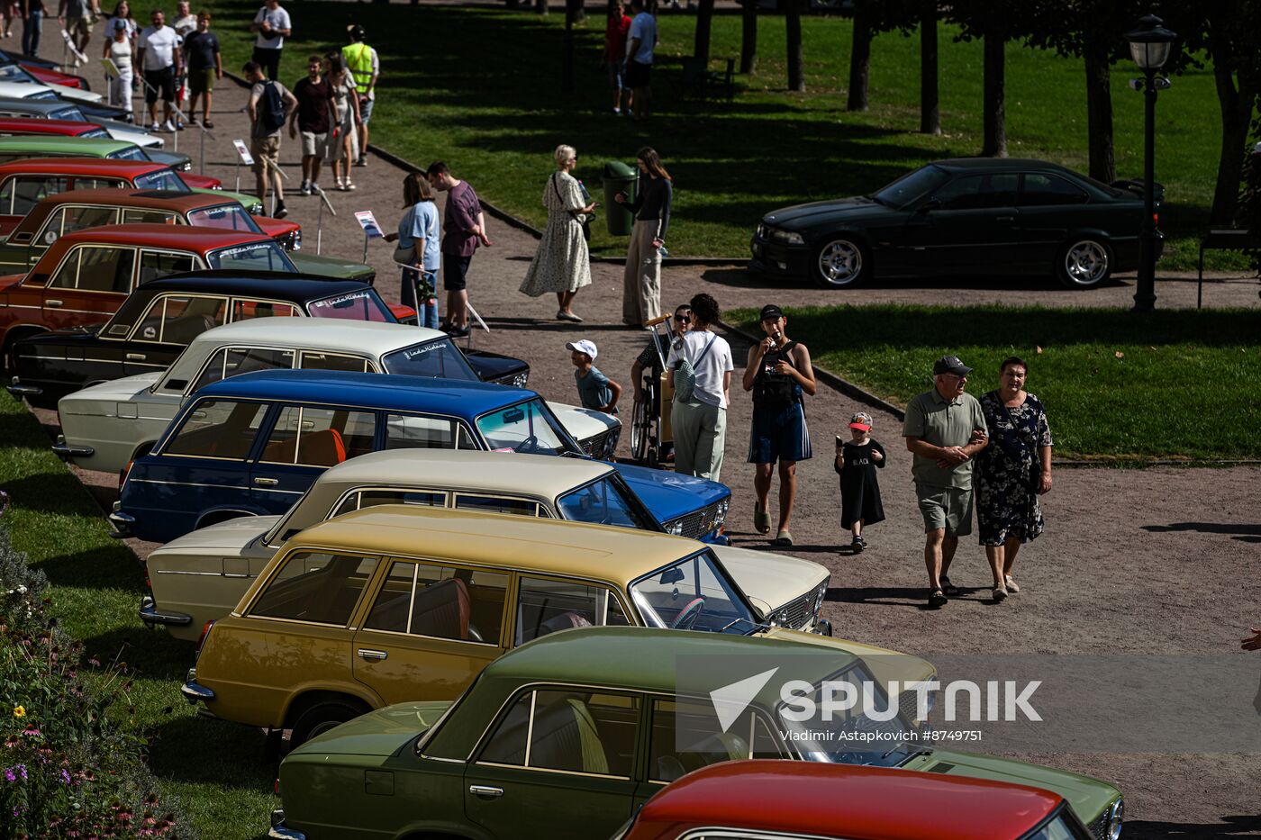 Russia Retro Cars Show