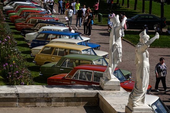 Russia Retro Cars Show