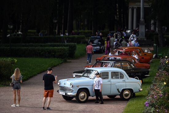 Russia Retro Cars Show