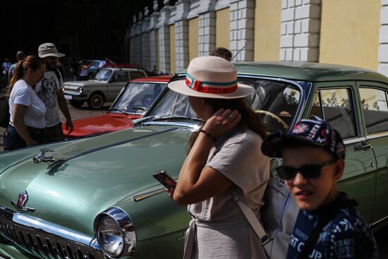 Russia Retro Cars Show
