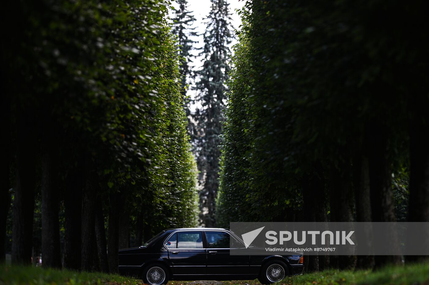 Russia Retro Cars Show