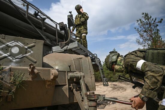 Russia Ukraine Military Operation Artillery Unit