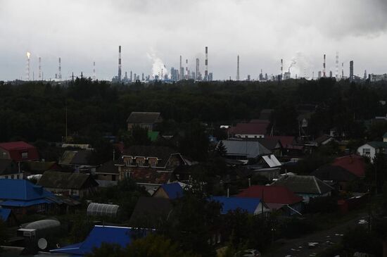 Russia Oil Refinery Fire