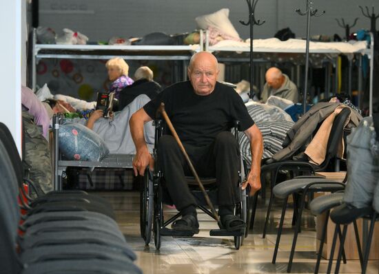 Russia Ukraine Kursk Attack Evacuees