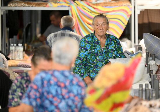 Russia Ukraine Kursk Attack Evacuees