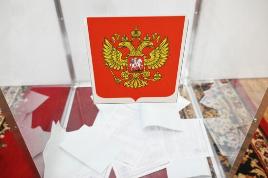 Russia Elections Early Voting
