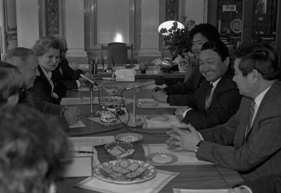 Jügderdemidiin Gürragchaa, first Mongolian in space, visits Moscow