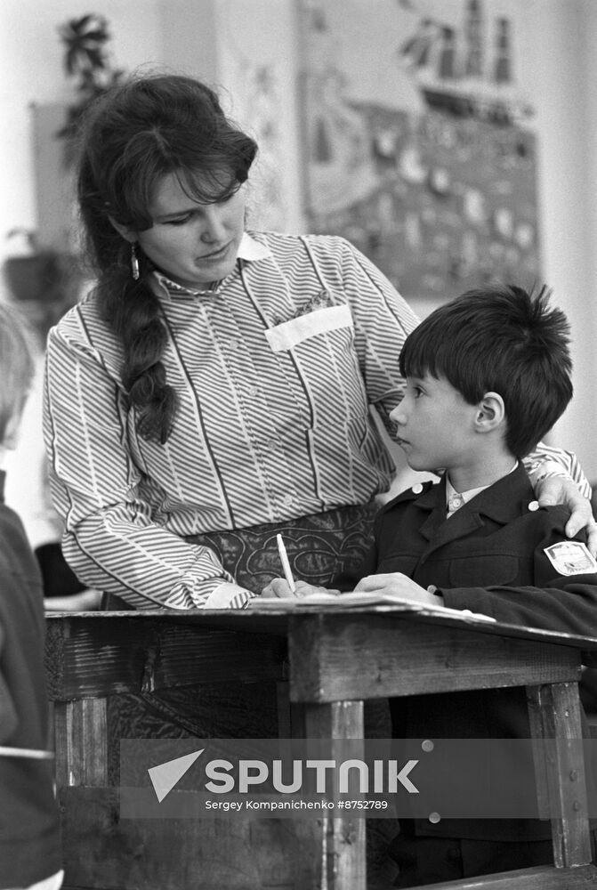 Schoolchildren in Pushkin