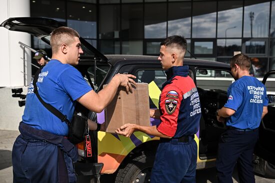 Russia Ukraine Kursk Attack Humanitarian Aid