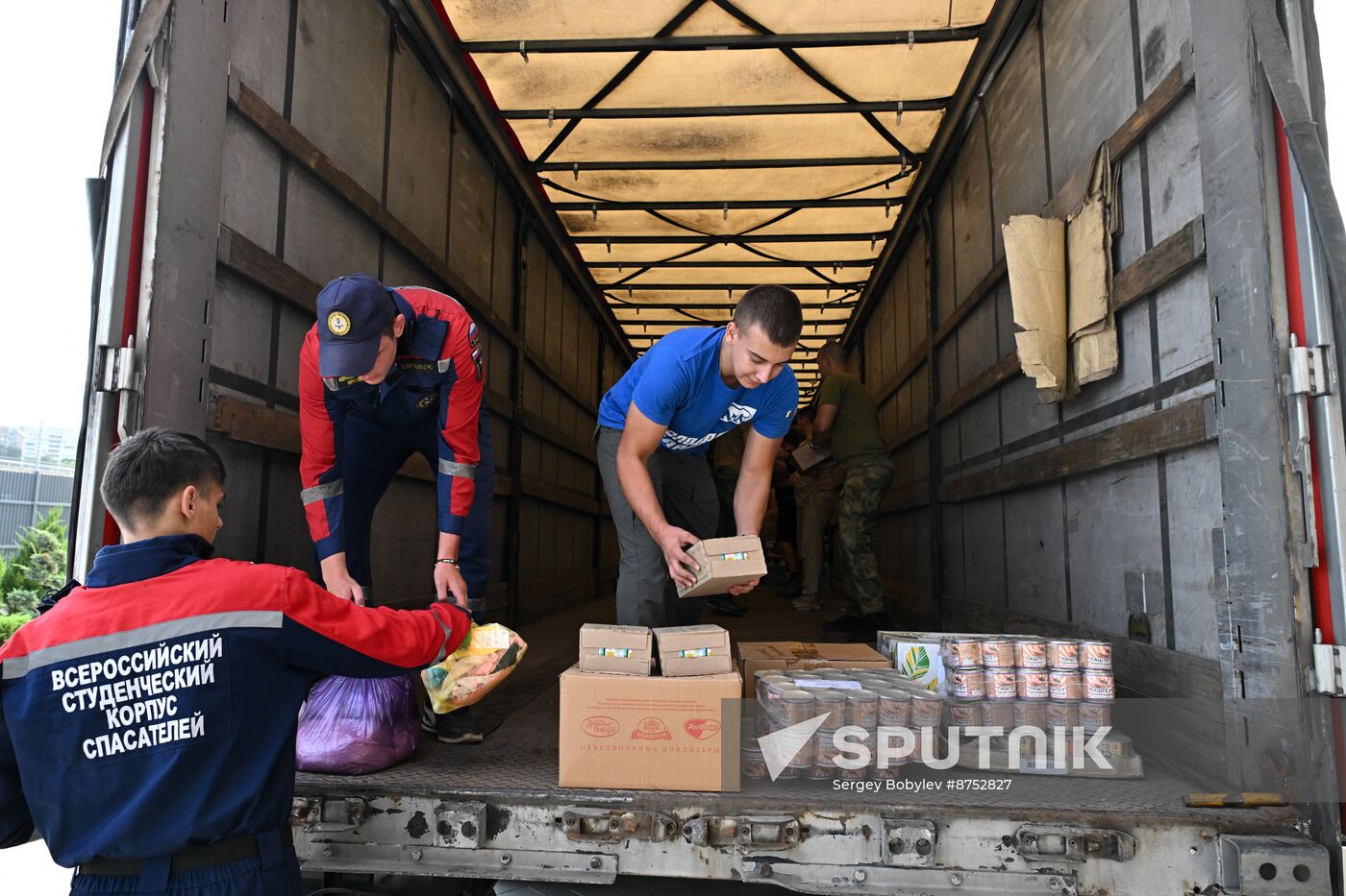 Russia Ukraine Kursk Attack Humanitarian Aid