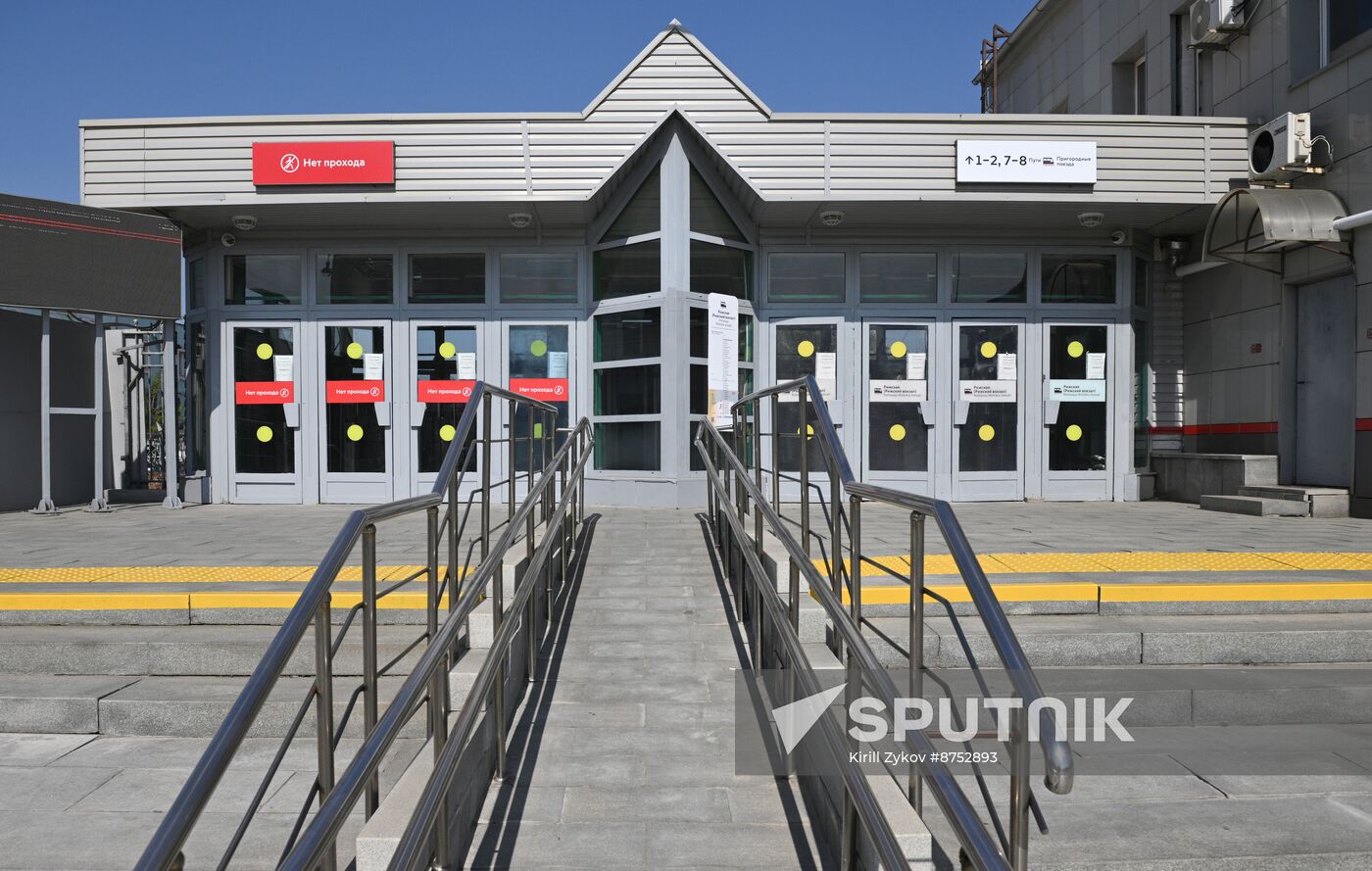Russia Rizhsky Railway Station