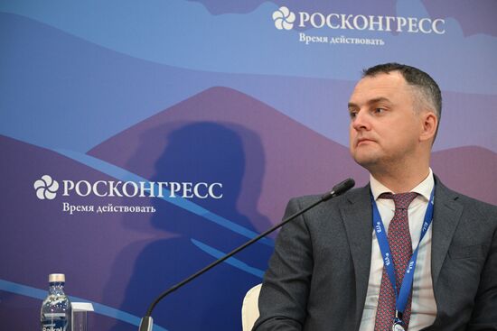 EEF-2024. Russian Logistics Connectivity. The Impact of Transport Corridors on Economic Development