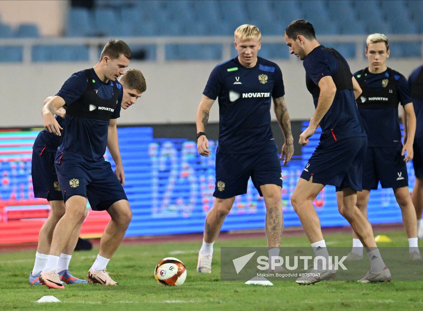 Vietnam Soccer Friendly Vietnam - Russia Training