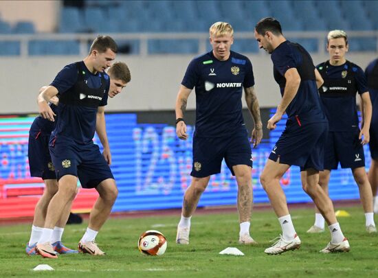 Vietnam Soccer Friendly Vietnam - Russia Training