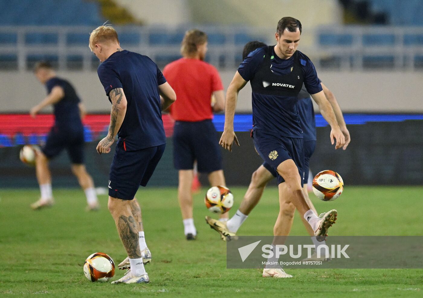 Vietnam Soccer Friendly Vietnam - Russia Training