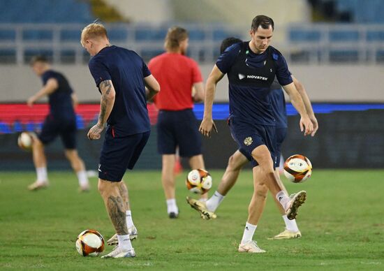 Vietnam Soccer Friendly Vietnam - Russia Training