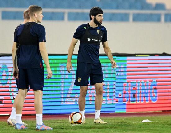 Vietnam Soccer Friendly Vietnam - Russia Training