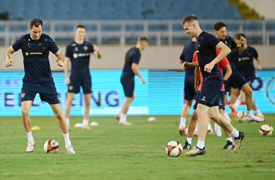 Vietnam Soccer Friendly Vietnam - Russia Training