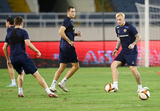 Vietnam Soccer Friendly Vietnam - Russia Training