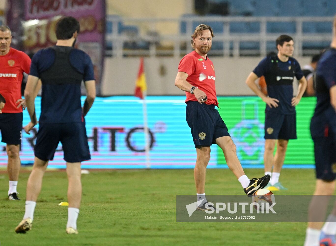 Vietnam Soccer Friendly Vietnam - Russia Training