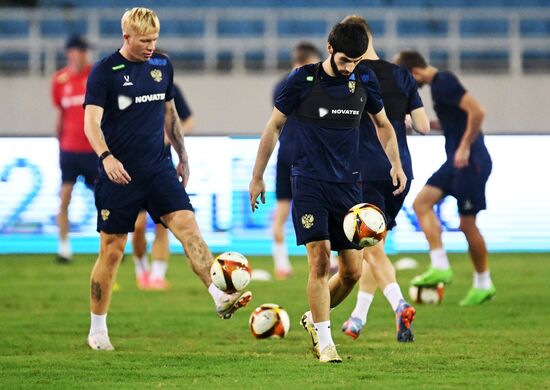 Vietnam Soccer Friendly Vietnam - Russia Training