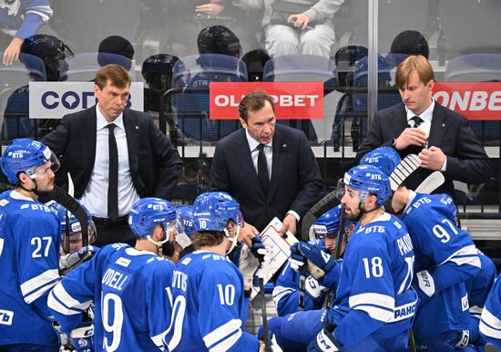Russia Ice Hockey Kontinental League Dynamo - Kunlun RS