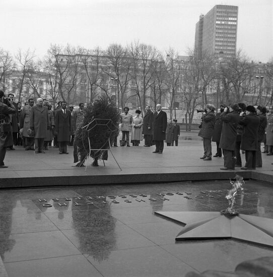 Mengistu Haile Mariam visits USSR, 1984