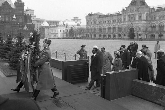 Mengistu Haile Mariam visits USSR, 1984