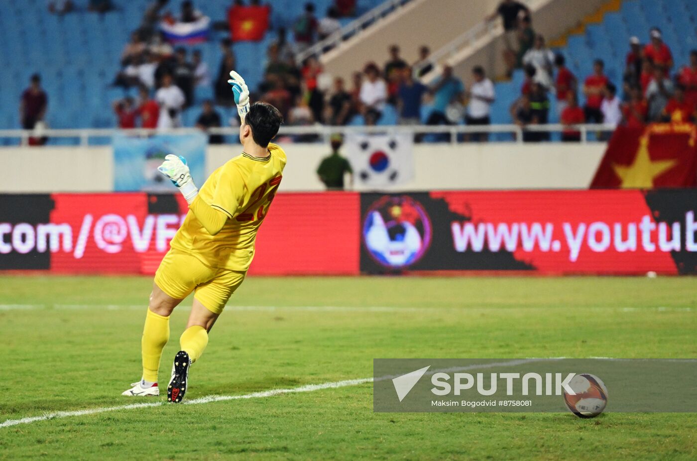 Vietnam Soccer Friendly Vietnam - Russia