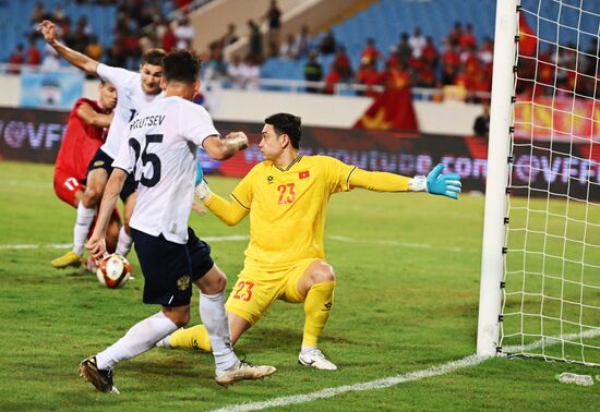 Vietnam Soccer Friendly Vietnam - Russia