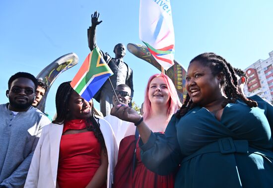 Russia South Africa Mandela Monument