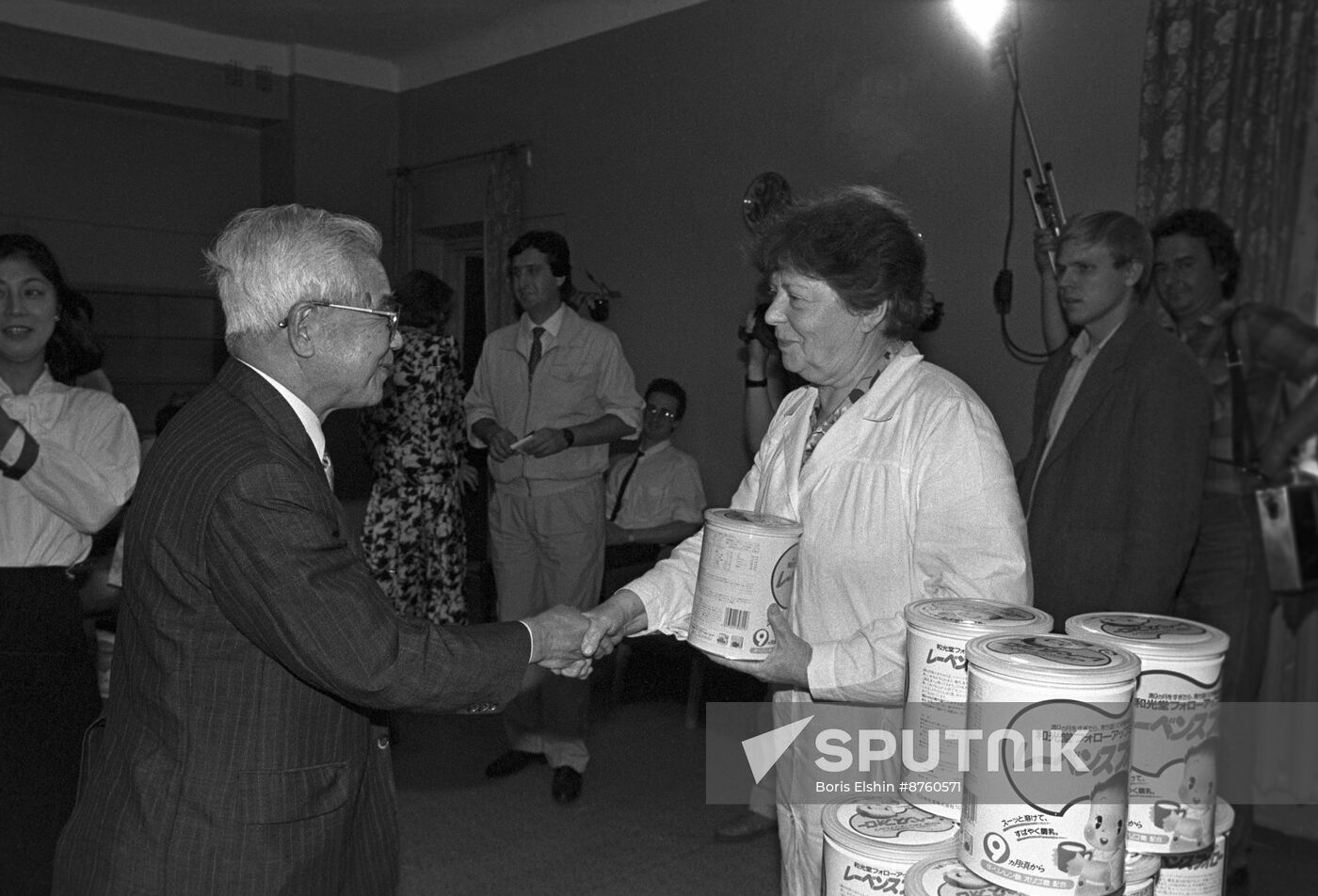 Ceremony to hand over humanitarian aid from Japan to Moscow Children's Hospital No. 6
