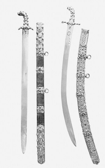 Bladed weapons displayed at State Historical Museum