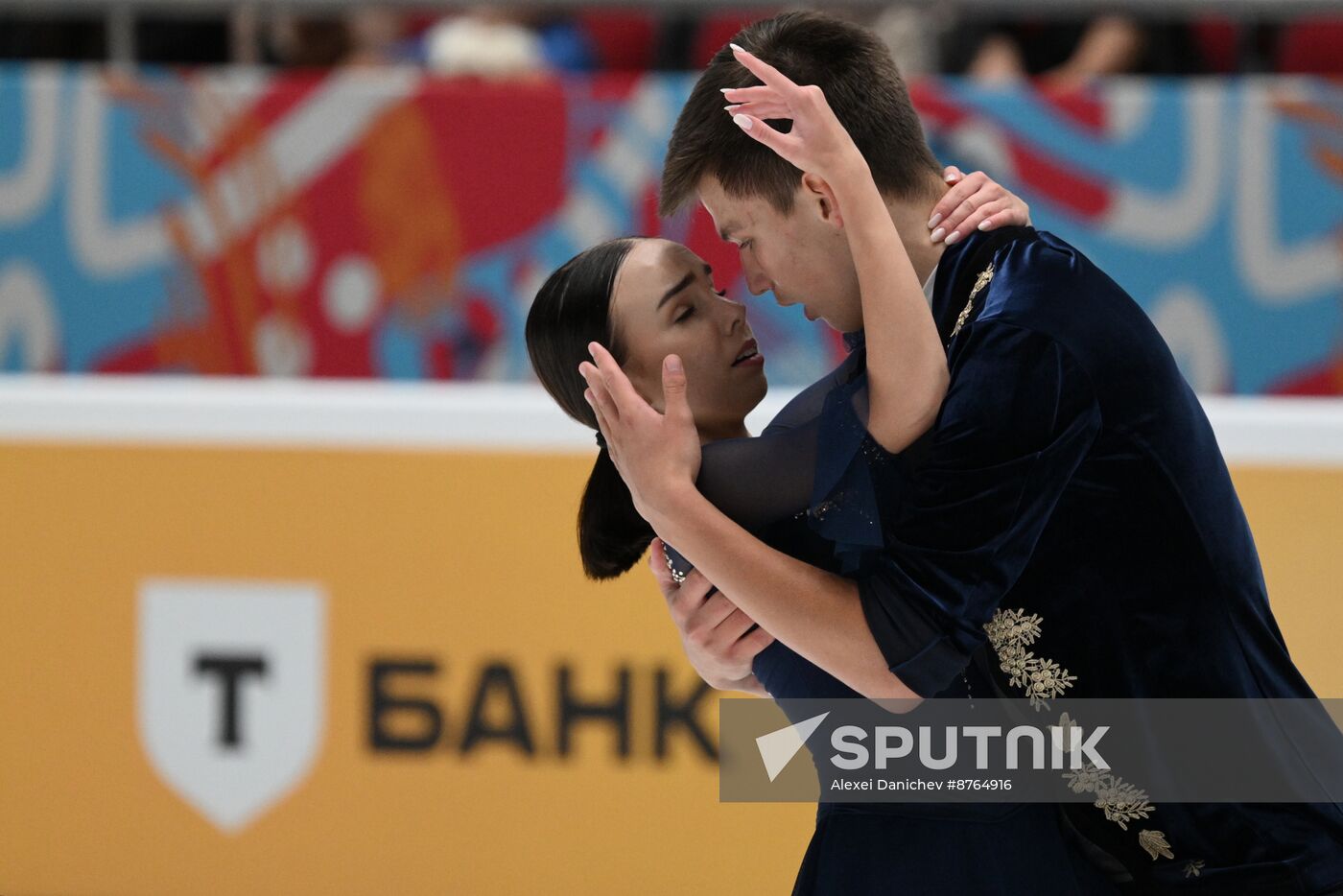 Russia Figure Skating Test Skates Pairs