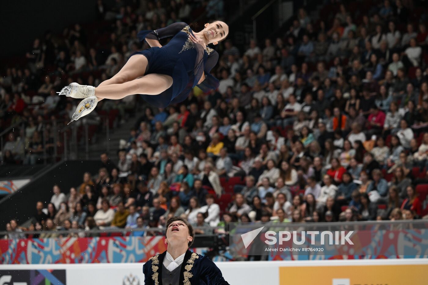 Russia Figure Skating Test Skates Pairs