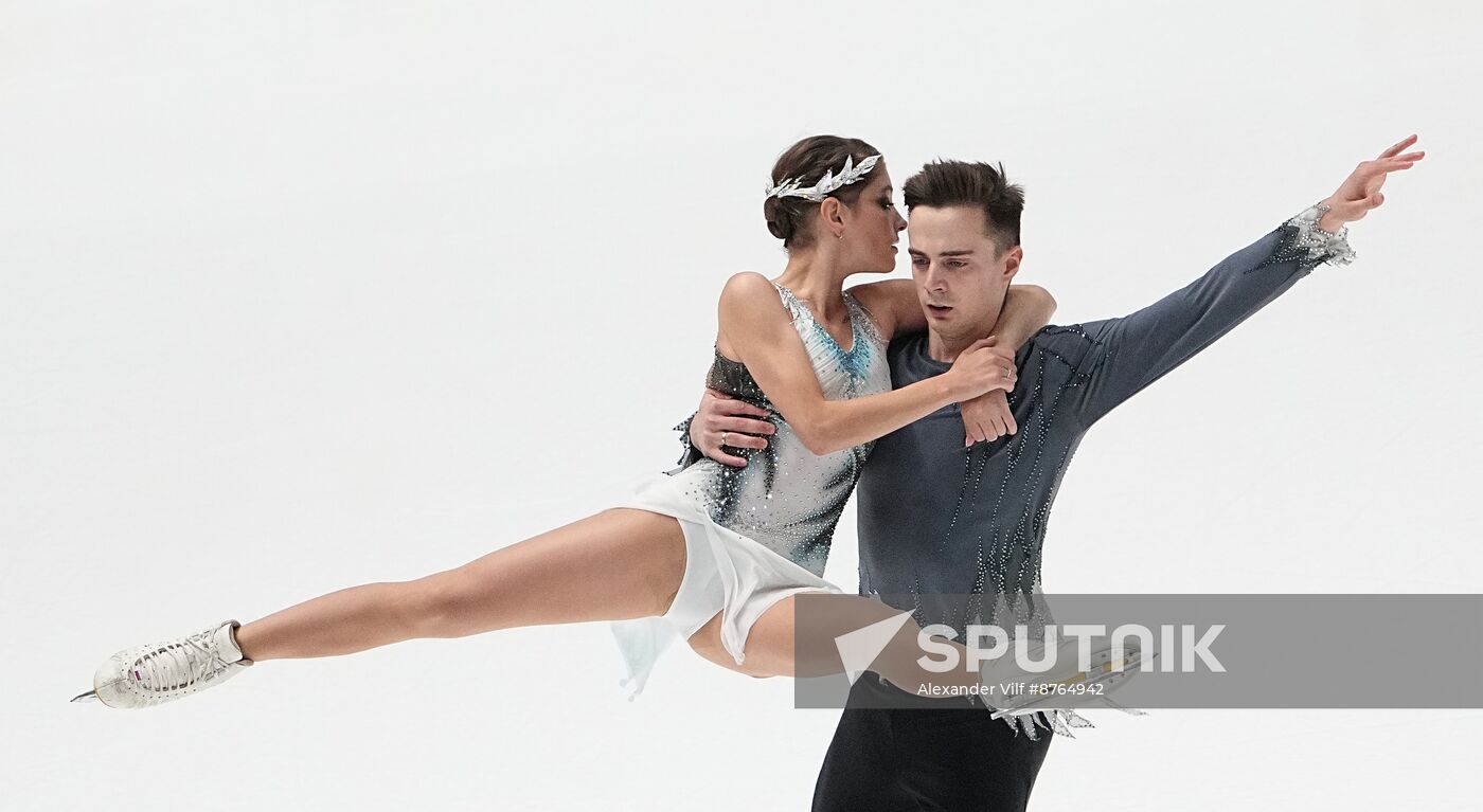 Russia Figure Skating Test Skates Pairs